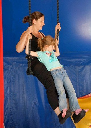 Cours de Cirque Famille, Vacances en famille, Cirque